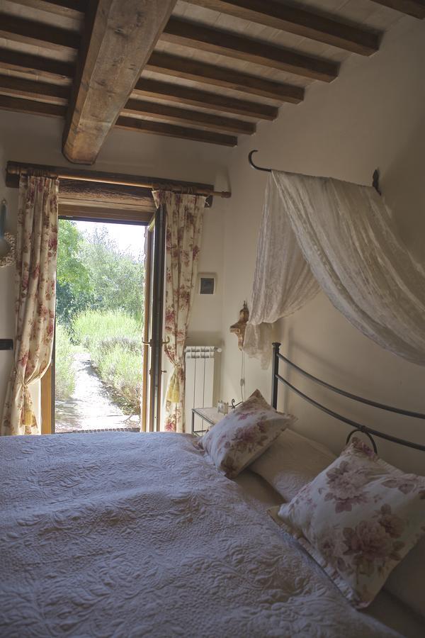 Fonte Magia Bed & Breakfast Castel de' Fiori Exterior photo